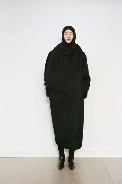 Look 25